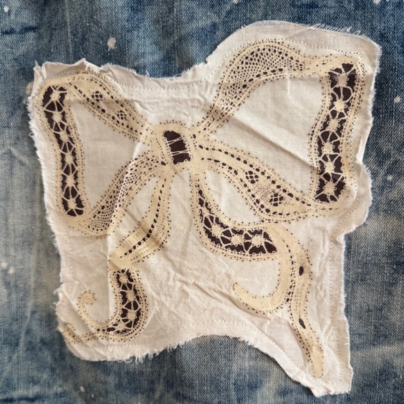 Upcycled/Reworked Denim Jacket| Vintage Heron, Cat, & Bow Patchwork| Boho| Large - Picture 6 of 13